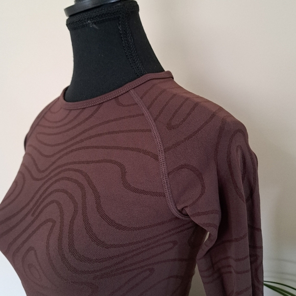 Pretty Little Thing Brown Activewear Top Sport Crop Top Long Sleeved Size Medium - Picture 6 of 11